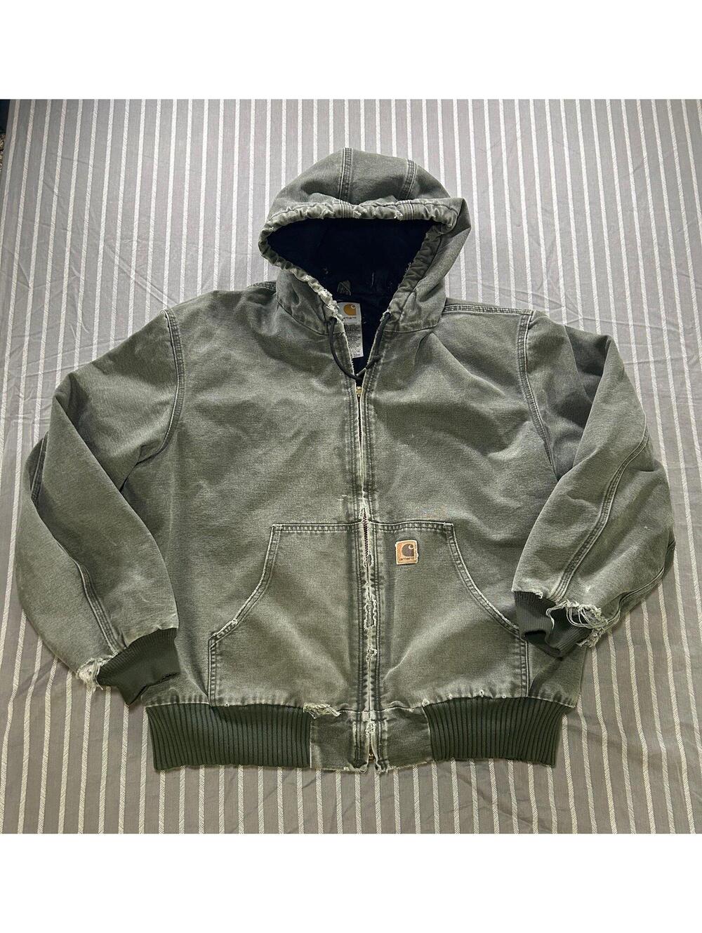 vintage Carhartt J130 Quilted Flannel Lined Jacket Men's size XL